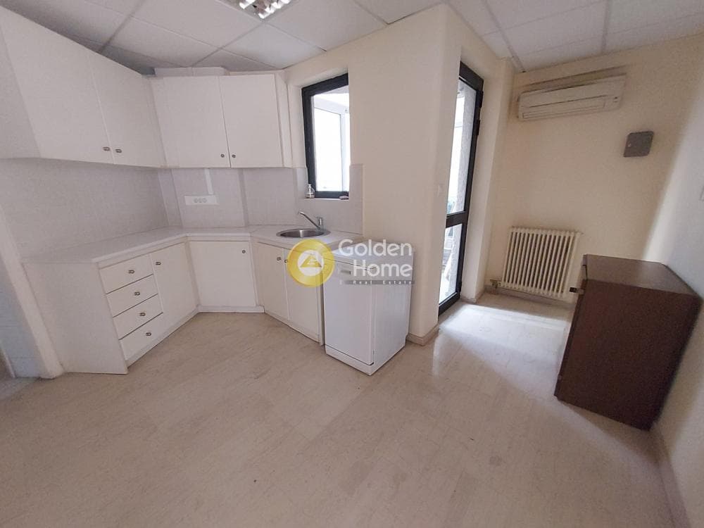 Office in Terpsithea, Piraeus — Photo 11 of 13