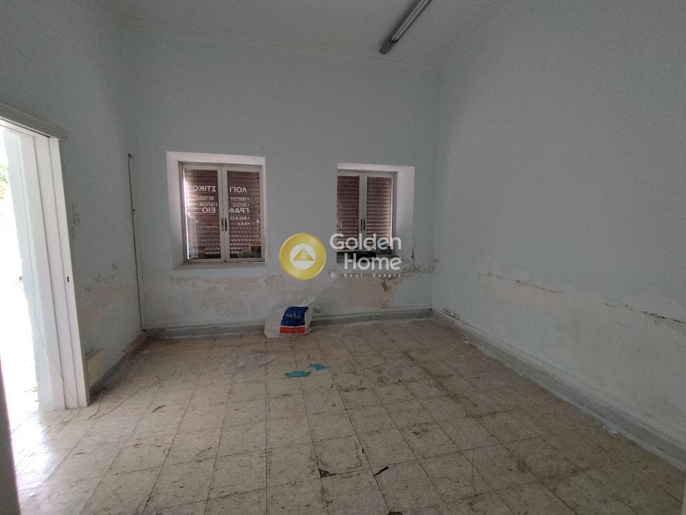 House in Anastasi, Keratsini — Photo 1 of 9