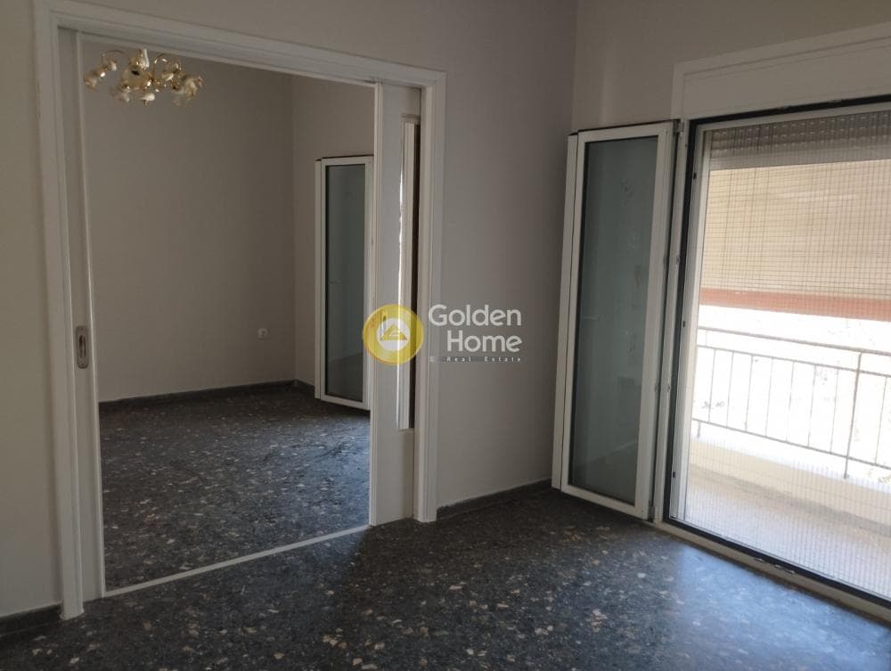 Apartment in Center, Metamorfosi — Photo 1 of 12