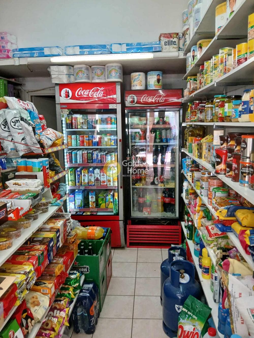 Retail Store in Platia Kipselis, Kipseli — Photo 2 of 3