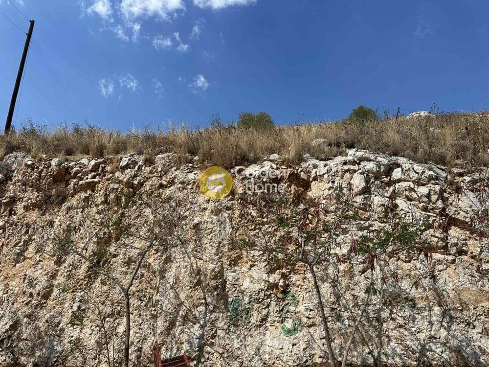 Αγροτεμάχιο στην Άνω Νεάπολη, Νίκαια — Φωτογραφία 2 από 2