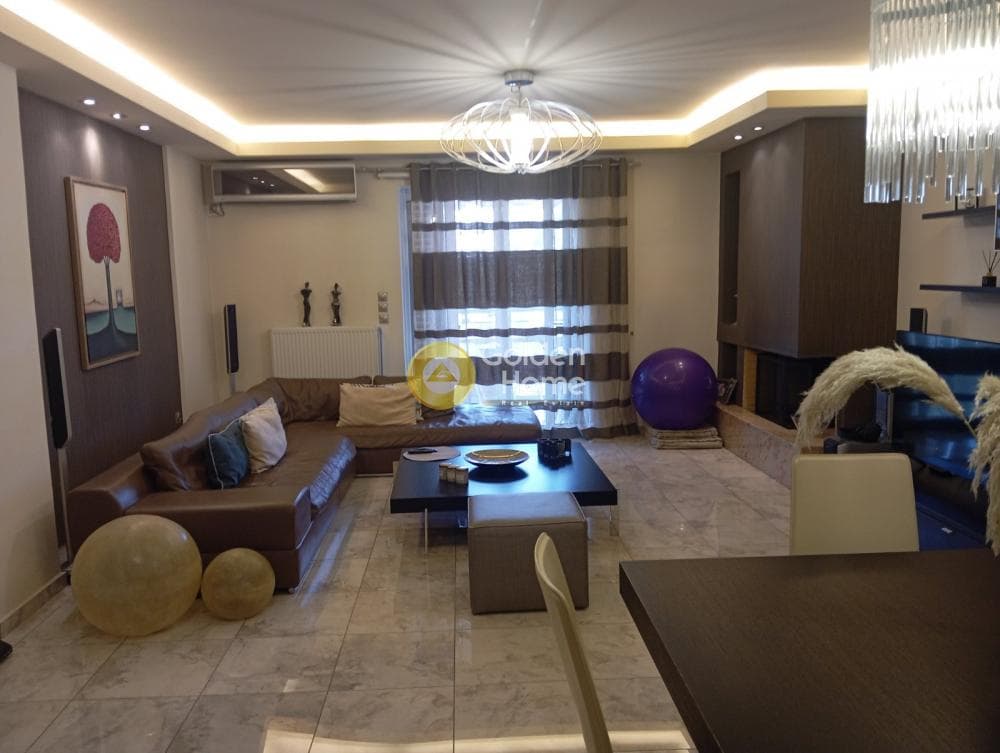 Apartment in Kokkinia, Nikaia — Photo 1 of 25
