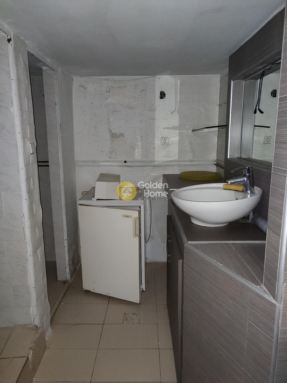 Retail Store in Achladia, Aigaleo — Photo 17 of 19