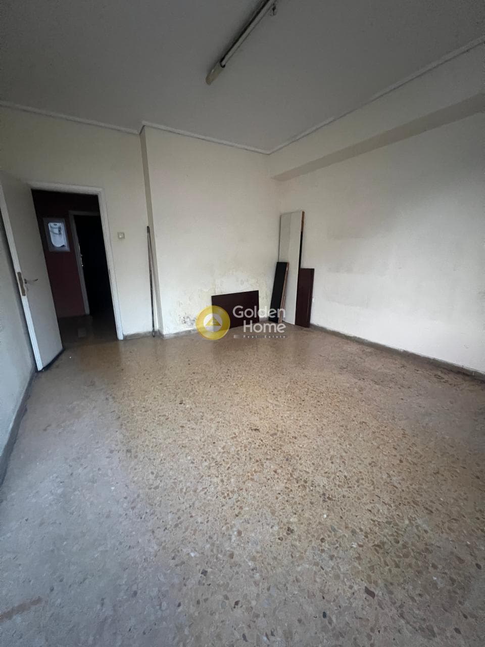 Office in Platia Koumoundourou, Kentro — Photo 2 of 12