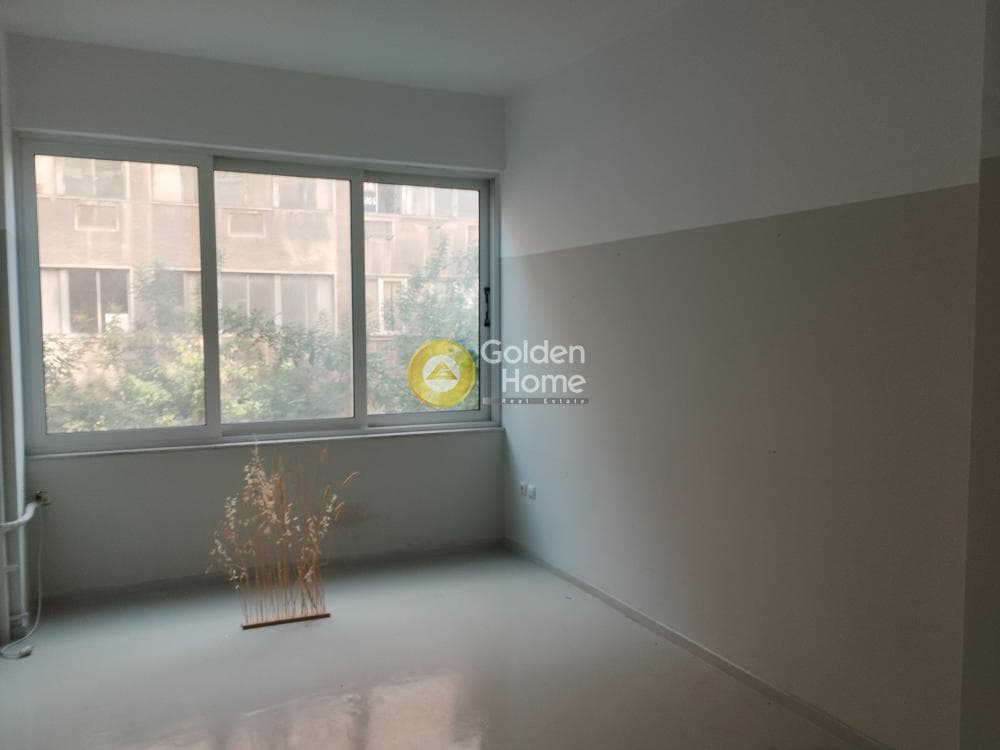 Office in Platia Koumoundourou, Kentro — Photo 2 of 29