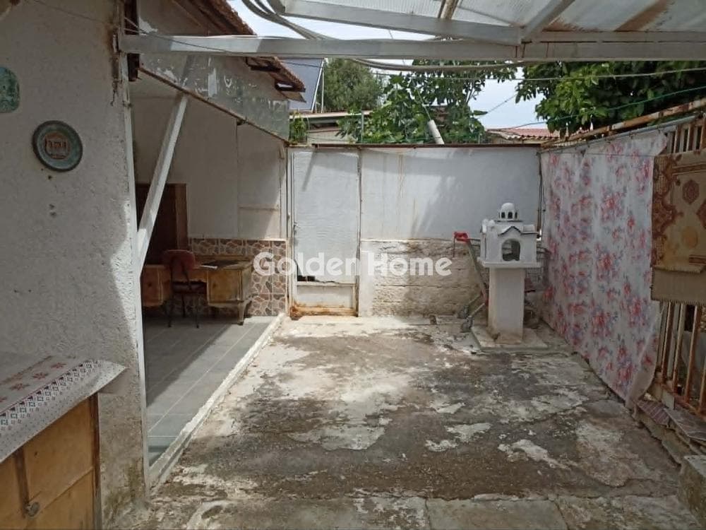 House in Vasilika, Salamina — Photo 2 of 16