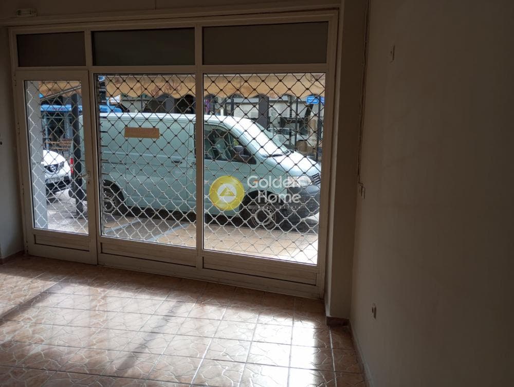 Retail Store in Palatiani, Ilion — Photo 13 of 15