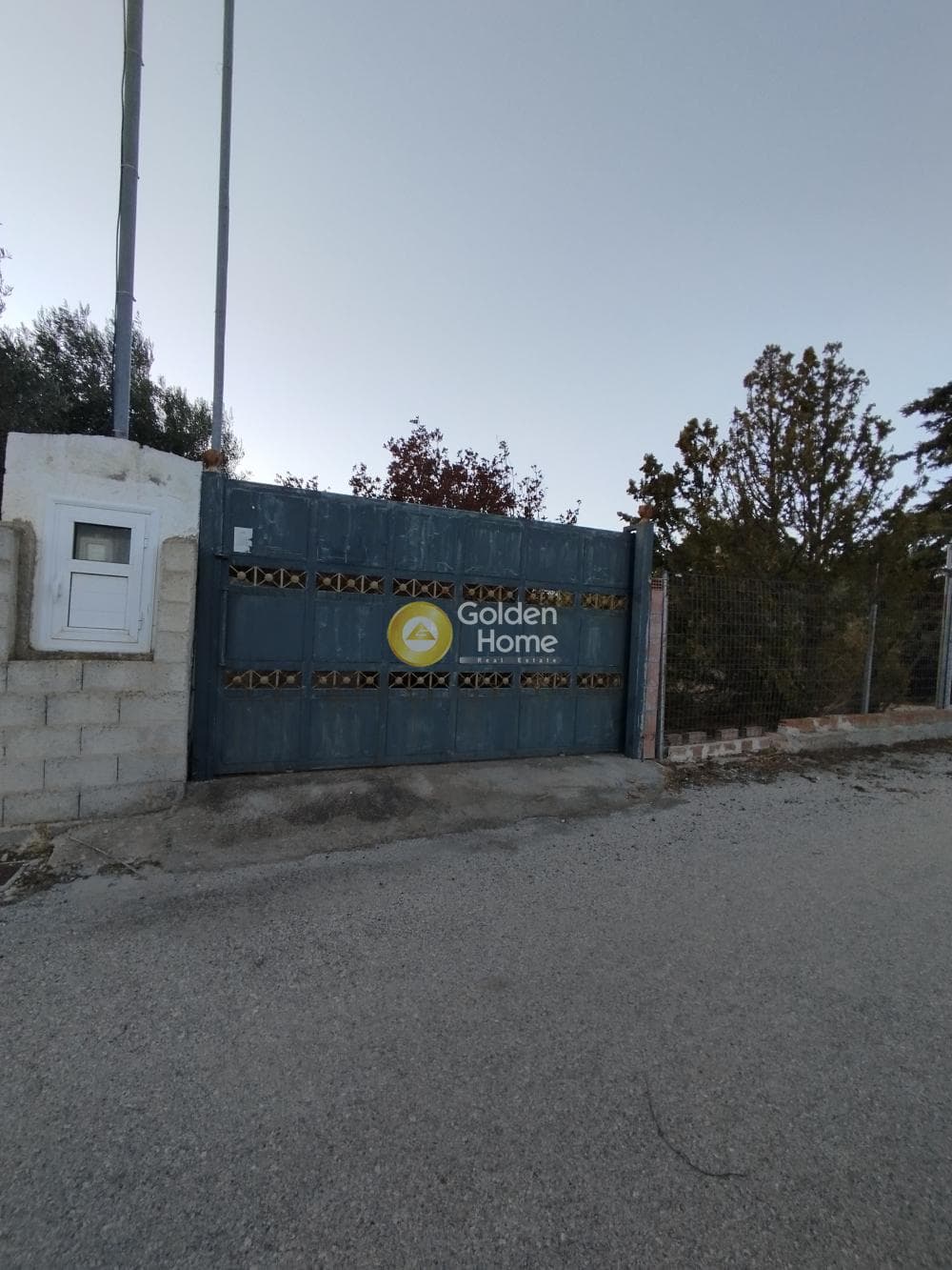 Αγροτεμάχιο στην Μαύρο Λιθάρι, Σαρωνίδα — Φωτογραφία 1 από 3