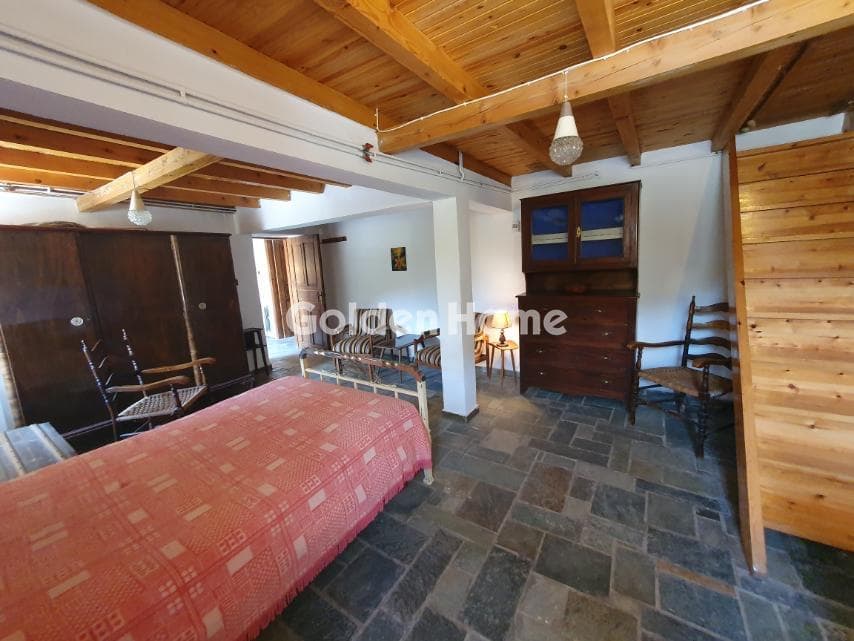 House in Milos, Kalavrita — Photo 12 of 15