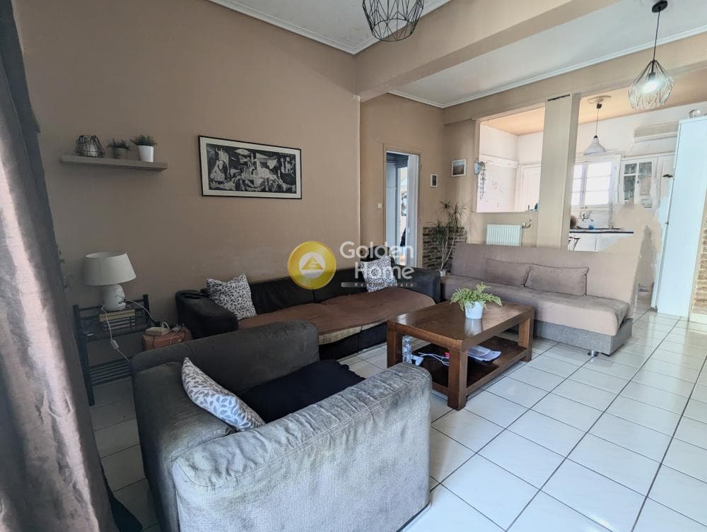 Apartment in Center, Rafina — Photo 2 of 18