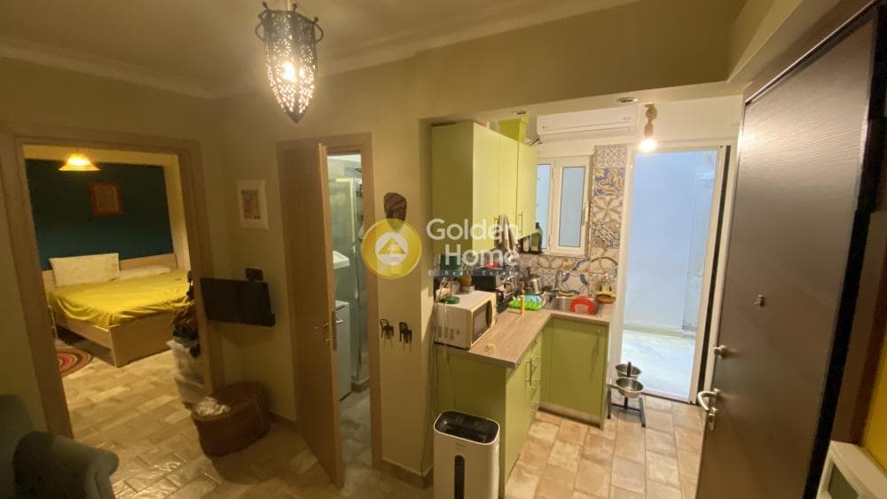 Apartment in Evaggelistria, Piraeus — Photo 1 of 18