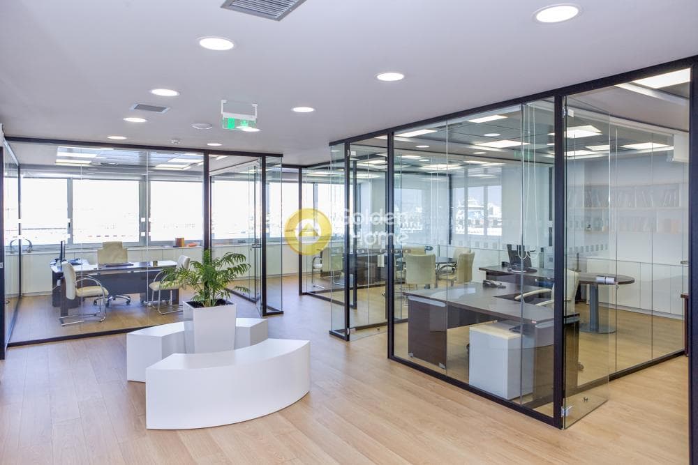 Office in Terpsithea, Piraeus — Photo 2 of 5