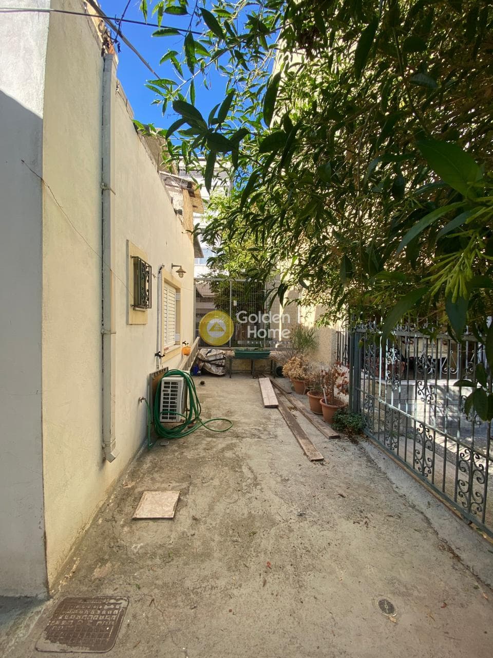 House in Center, Moschato — Photo 18 of 18