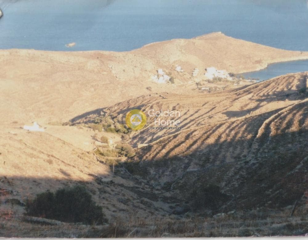 Αγροτεμάχιο στην Λεύκες, Κύθνος