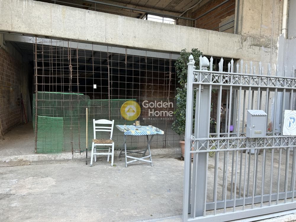 Retail Store in Thiseio, Historic Center — Photo 1 of 5