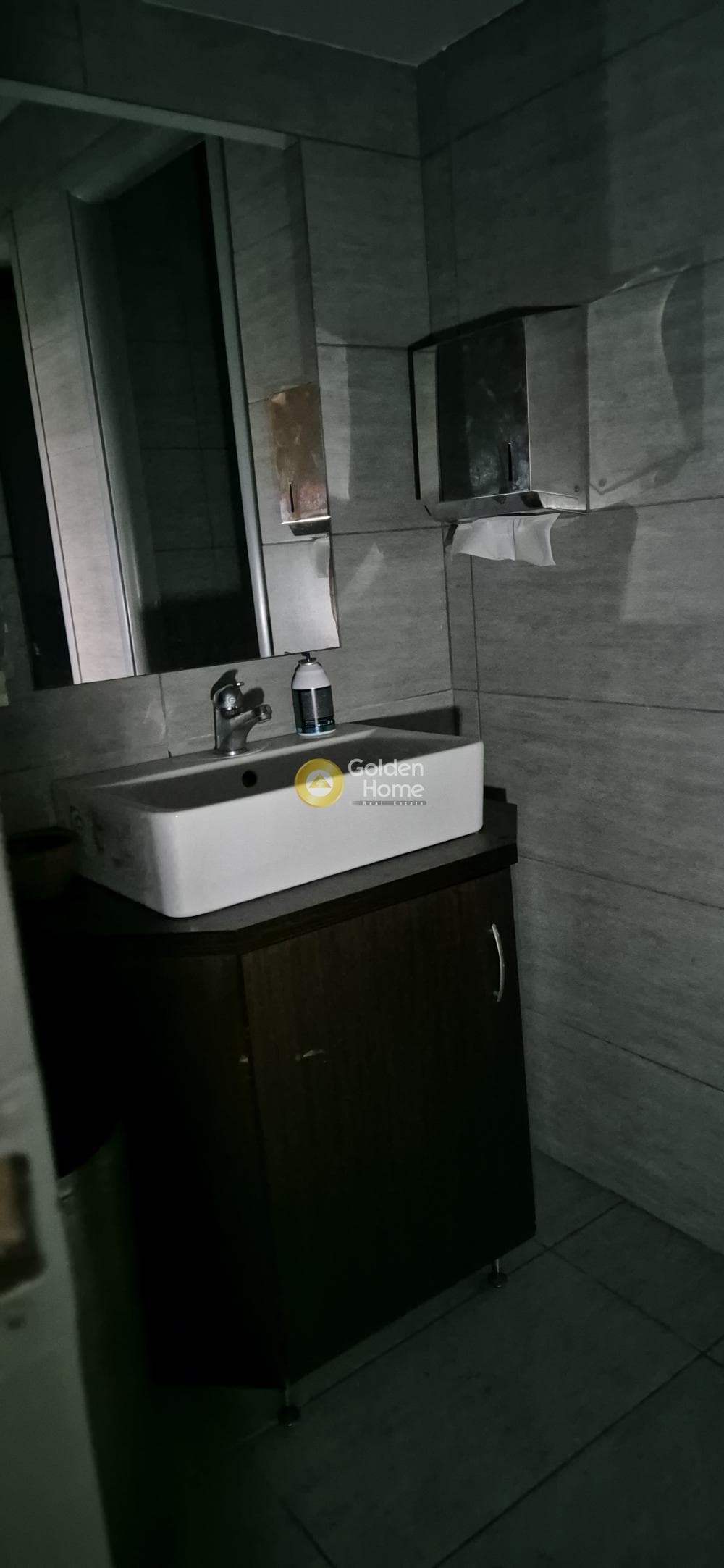 Retail Store in Orio Vrilission, Vrilissia — Photo 7 of 19