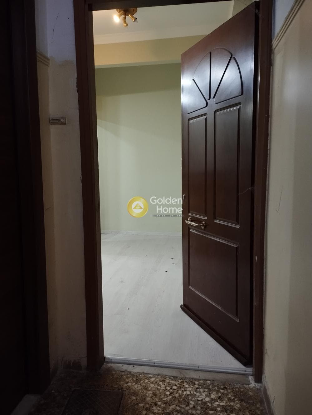 Apartment in Evaggelistria, Piraeus — Photo 1 of 27