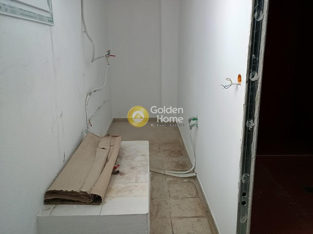 Retail Store in Center, Oreokastro — Photo 19 of 19