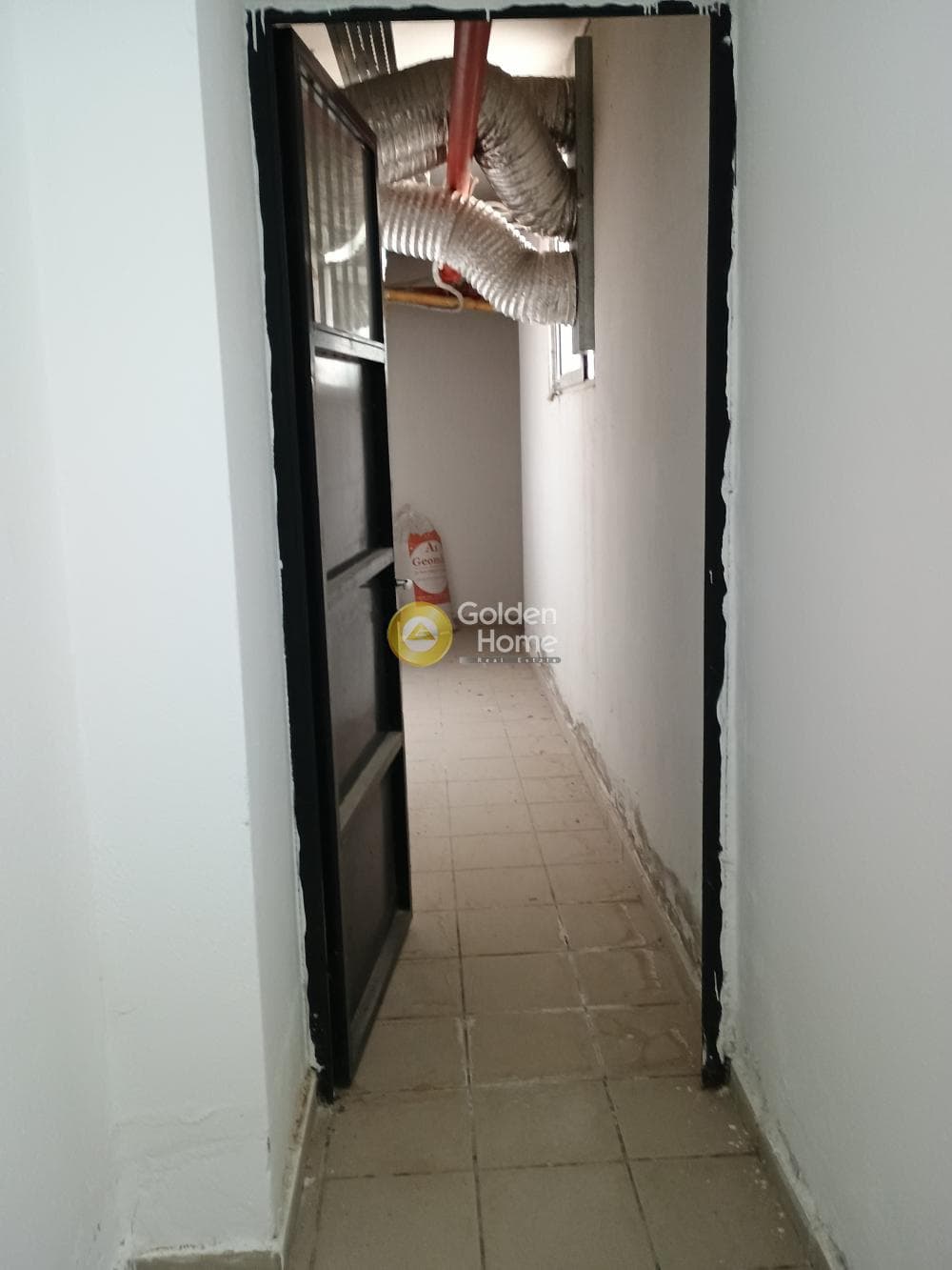 Retail Store in Center, Oreokastro — Photo 18 of 19