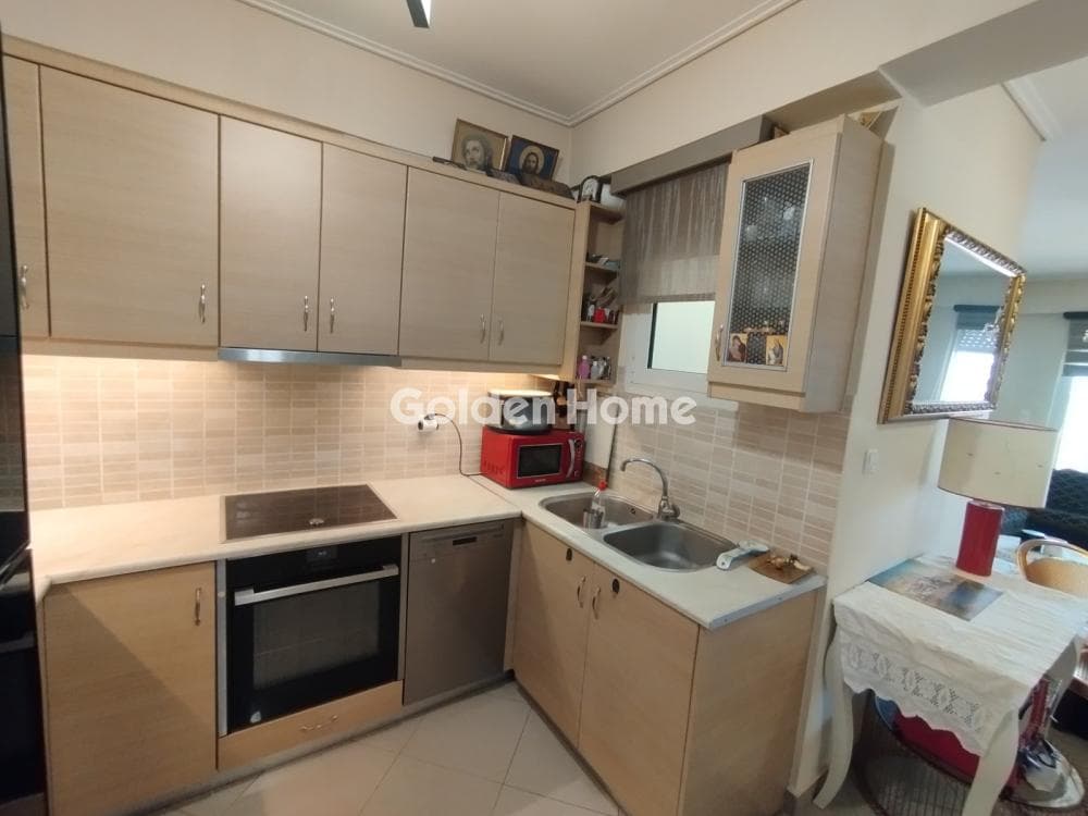 Apartment in Rouf, Tavros — Photo 10 of 24