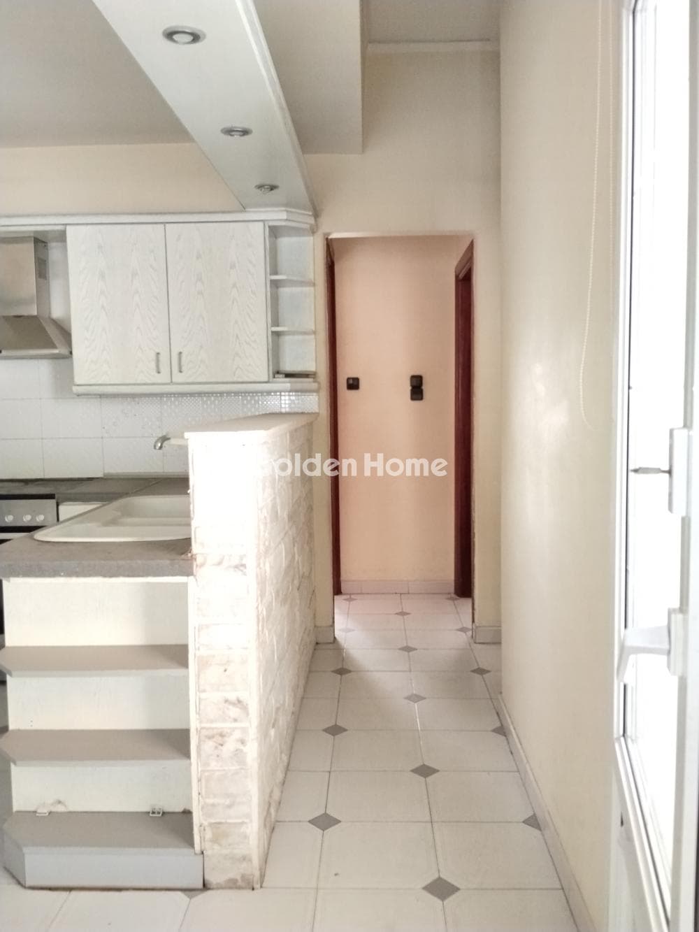 Apartment in Kaminia, Piraeus — Photo 18 of 52