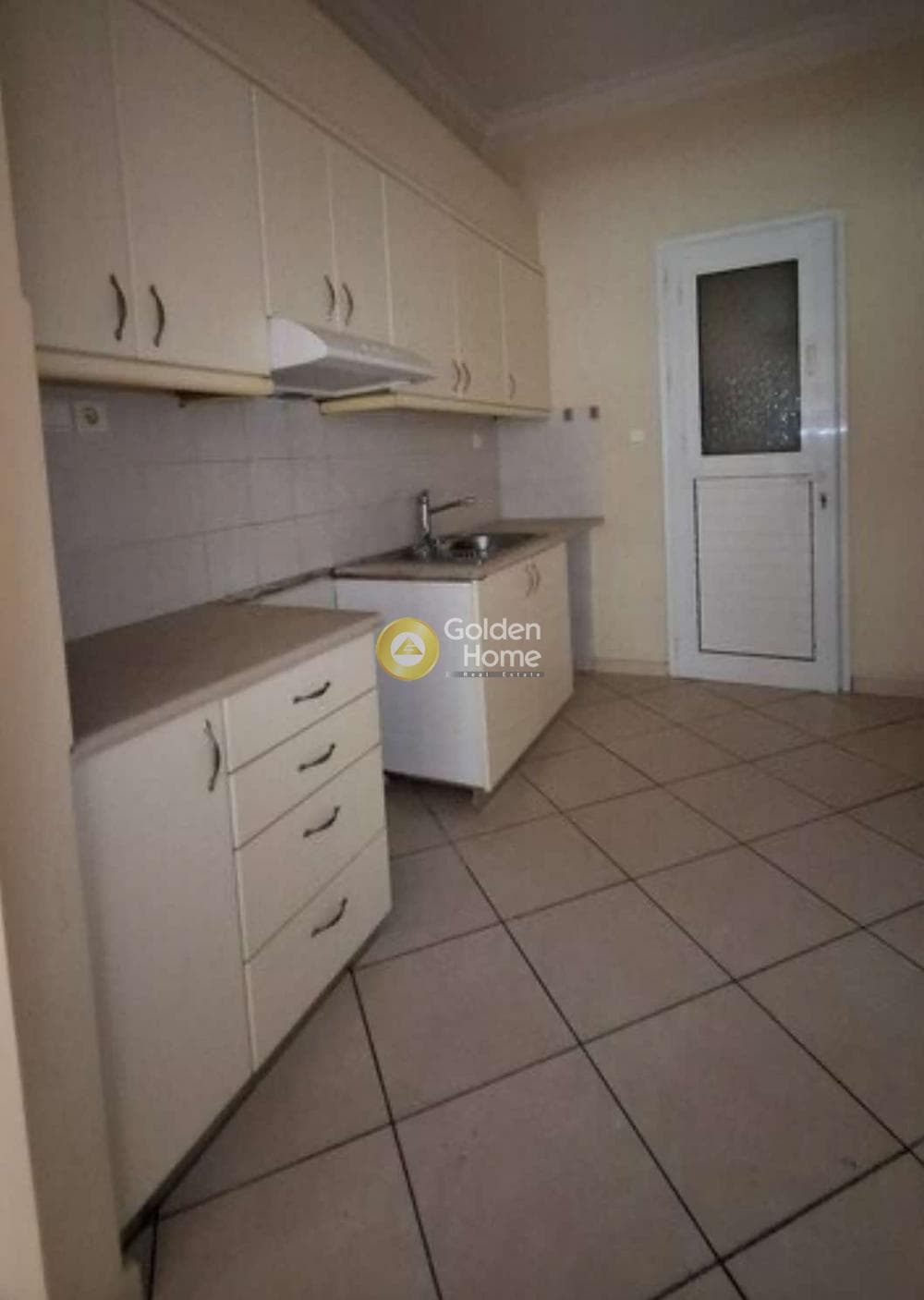 Apartment in Profitis Ilias, Piraeus — Photo 3 of 11