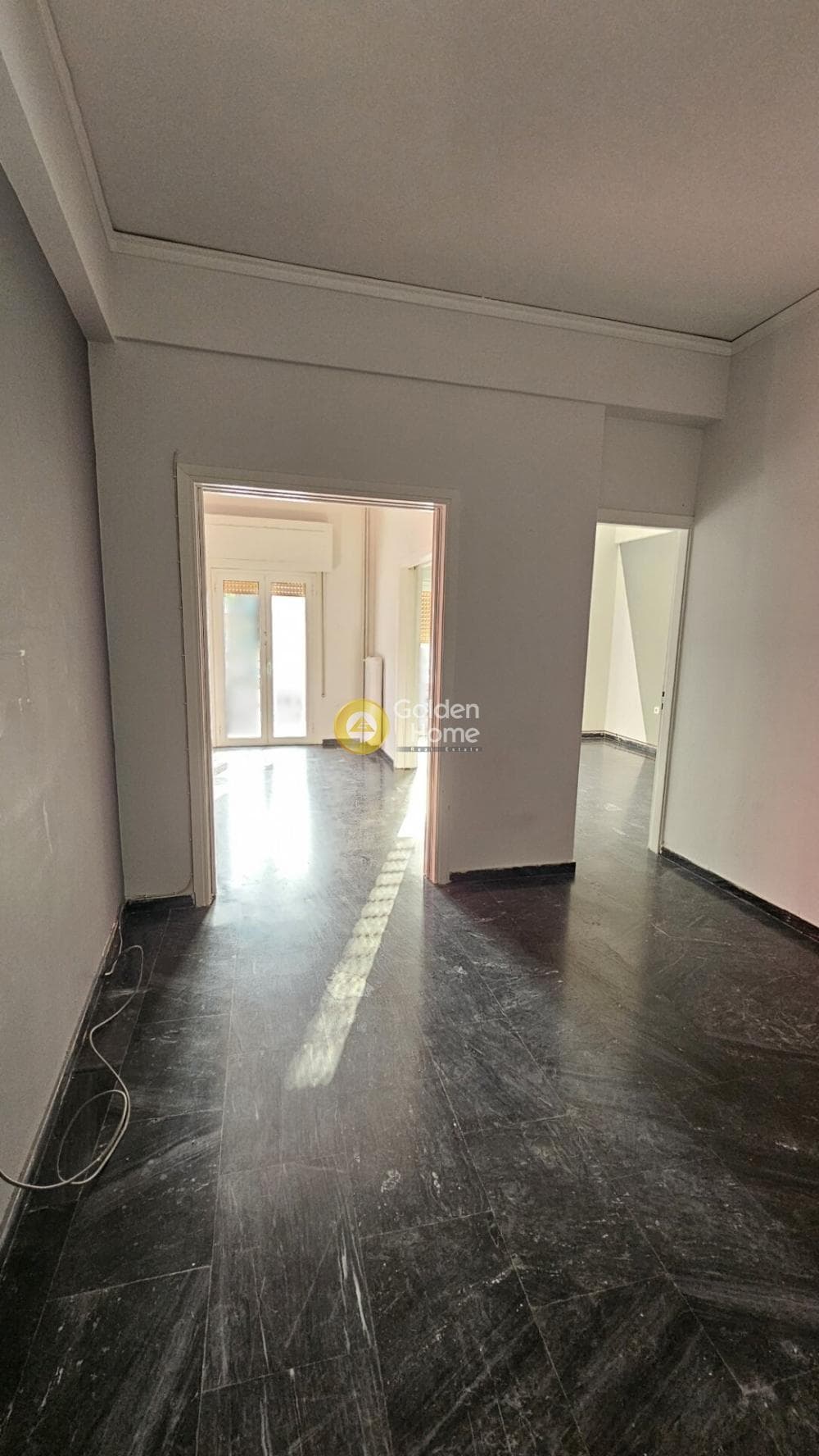 Apartment in Leof. Liosion, Attiki — Photo 1 of 11