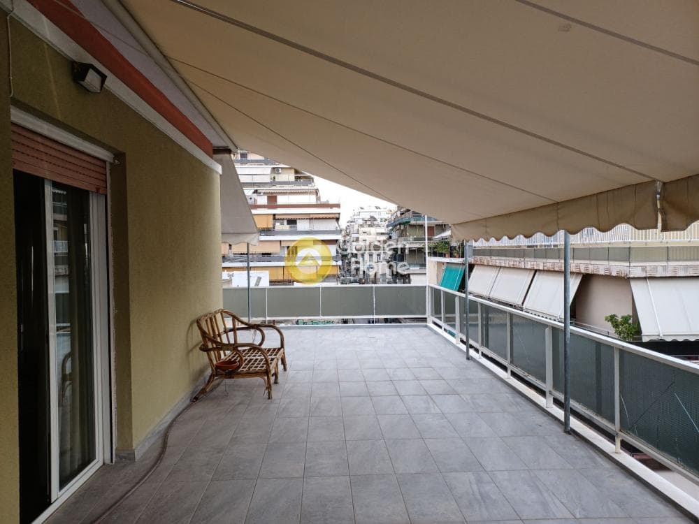 Apartment in Diilistiria, Piraeus — Photo 2 of 22