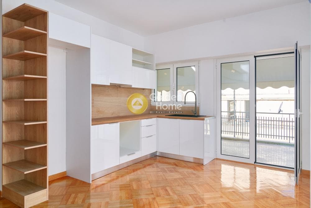 Apartment in Ag. Meletiou - Viktorias Sq. - Marni, Patision - Acharnon — Photo 3 of 44