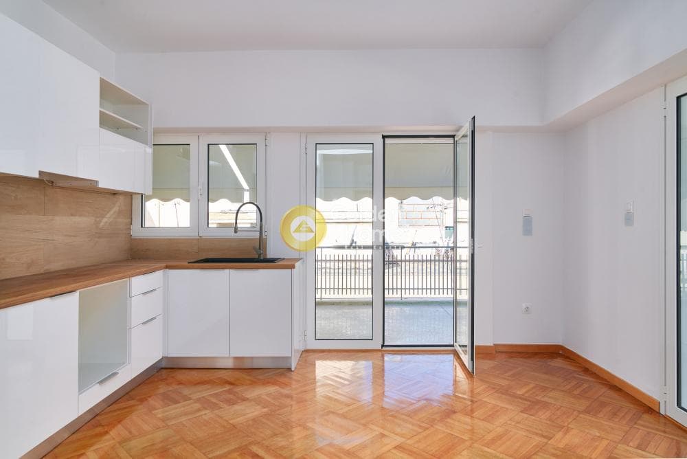 Apartment in Ag. Meletiou - Viktorias Sq. - Marni, Patision - Acharnon — Photo 2 of 44