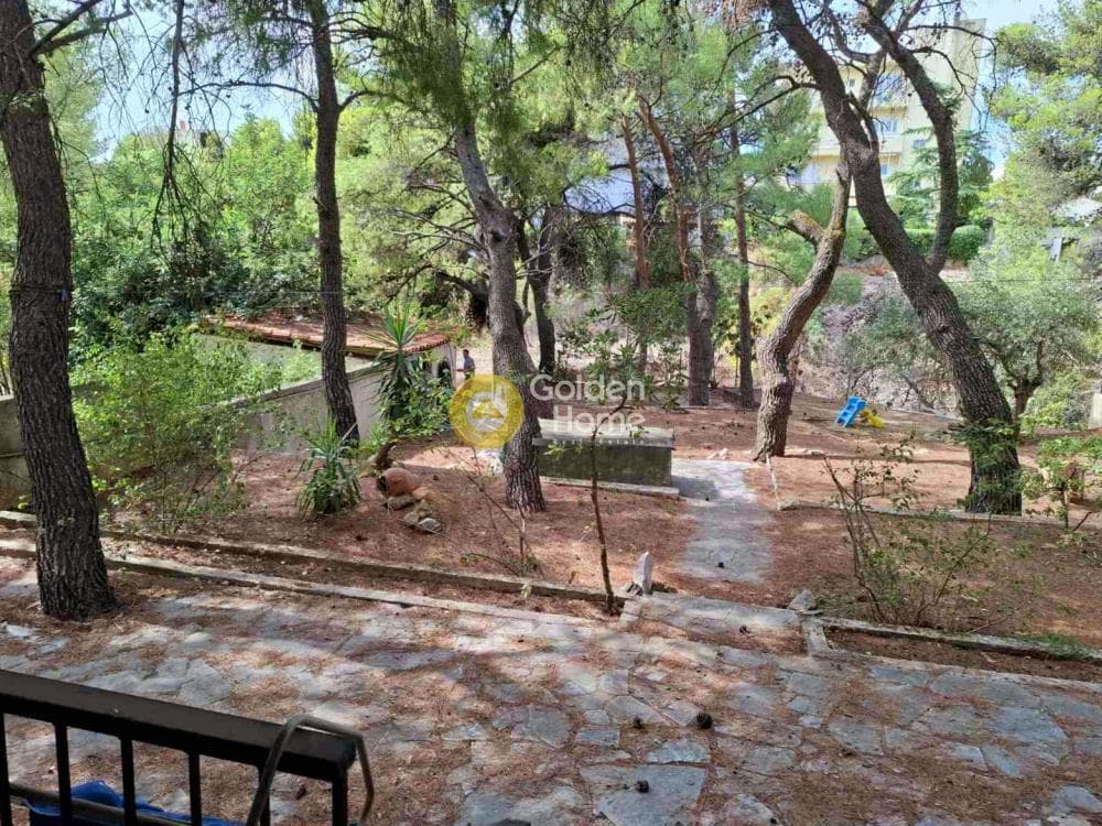 House in Ethnikiston kai Anapiron Polemou, Melissia — Photo 1 of 25
