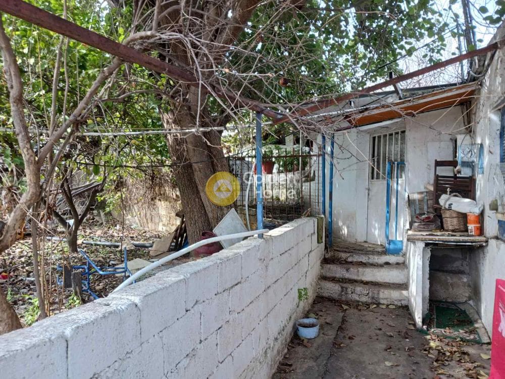 Parcel in Pirgouthi, Acharnes — Photo 2 of 4