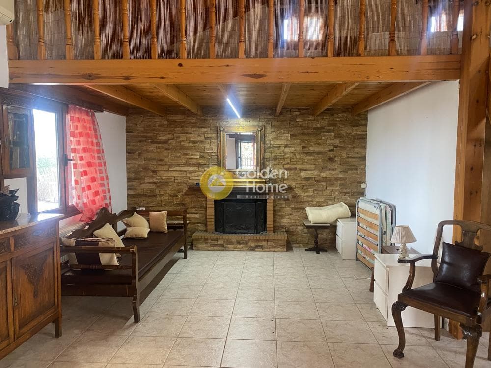 House in Agios Athanasios, Salamina — Photo 1 of 21