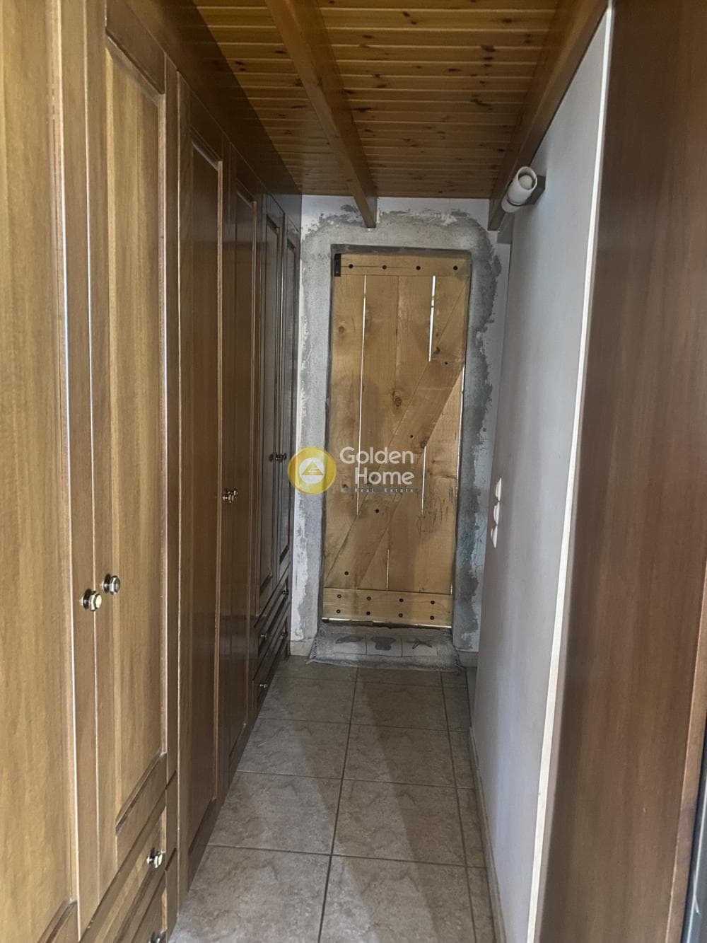 House in Agios Athanasios, Salamina — Photo 10 of 21