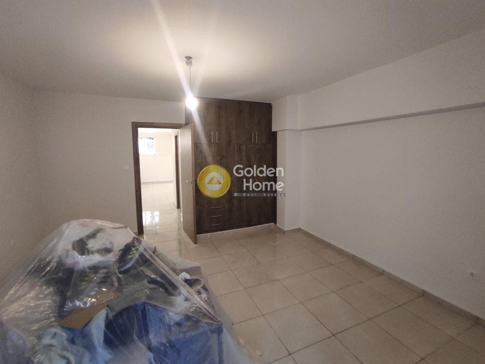 Apartment in Evaggelistria, Piraeus — Photo 4 of 11