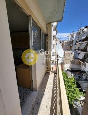 Apartment in Amfiali, Keratsini — Photo 1 of 6