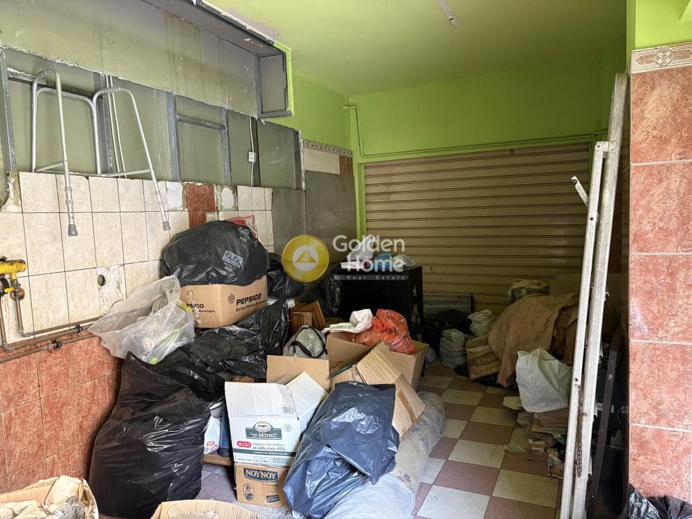 Retail Store in Chatzikiriakeio, Piraeus — Photo 3 of 6