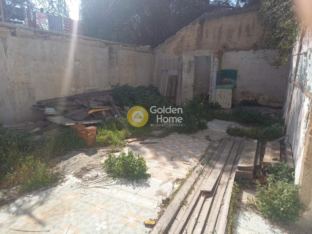 Building Plot in Center, Agia Varvara — Photo 1 of 8