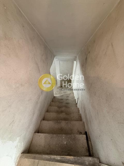 Retail Store in Agios Georgios, Nikaia — Photo 4 of 5
