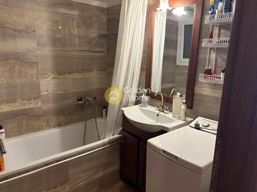 Apartment in Agios Ioannis Chrisostomos, Nikaia — Photo 11 of 16