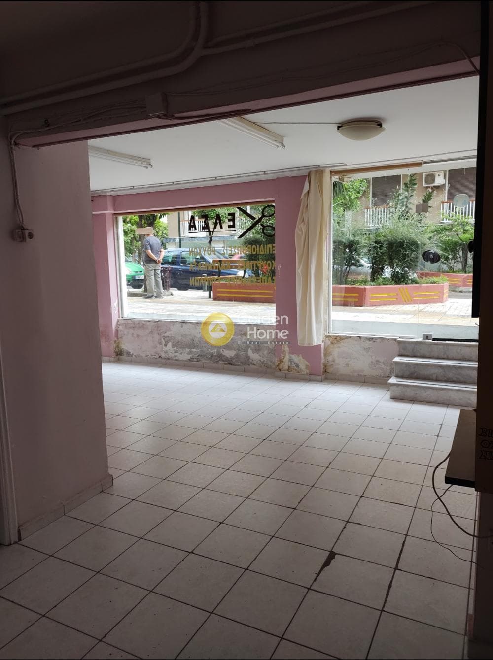 Γραφείο στην Πλατεία Ελευθερίας, Κορυδαλλός — Φωτογραφία 1 από 7