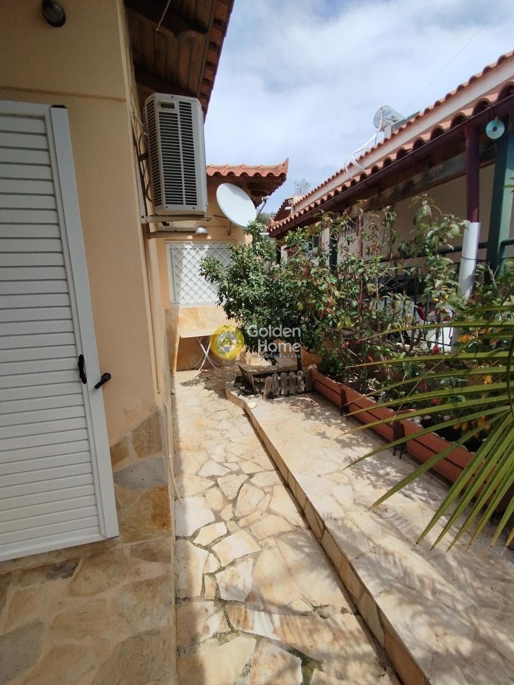 House in Galazia akti, Kalivia Thorikou — Photo 20 of 21