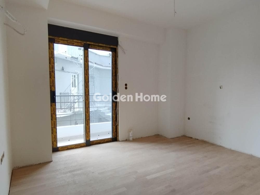 Apartment in Platia Papadiamanti, Ano Patisia — Photo 4 of 7