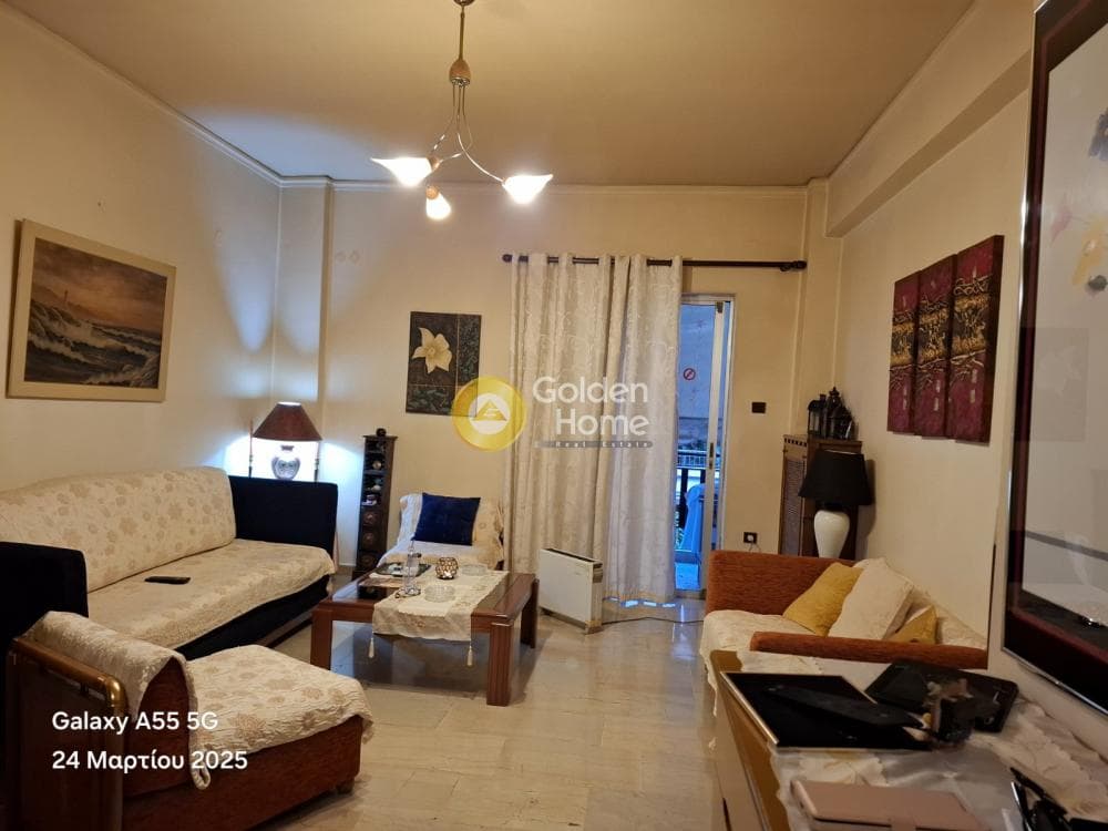 Apartment in Evaggelistria, Nikaia — Photo 1 of 25