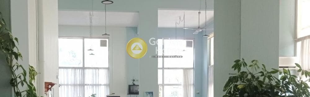 Κατάστημα στην Άνω Πετρούπολη, Πετρούπολη — Φωτογραφία 1 από 7