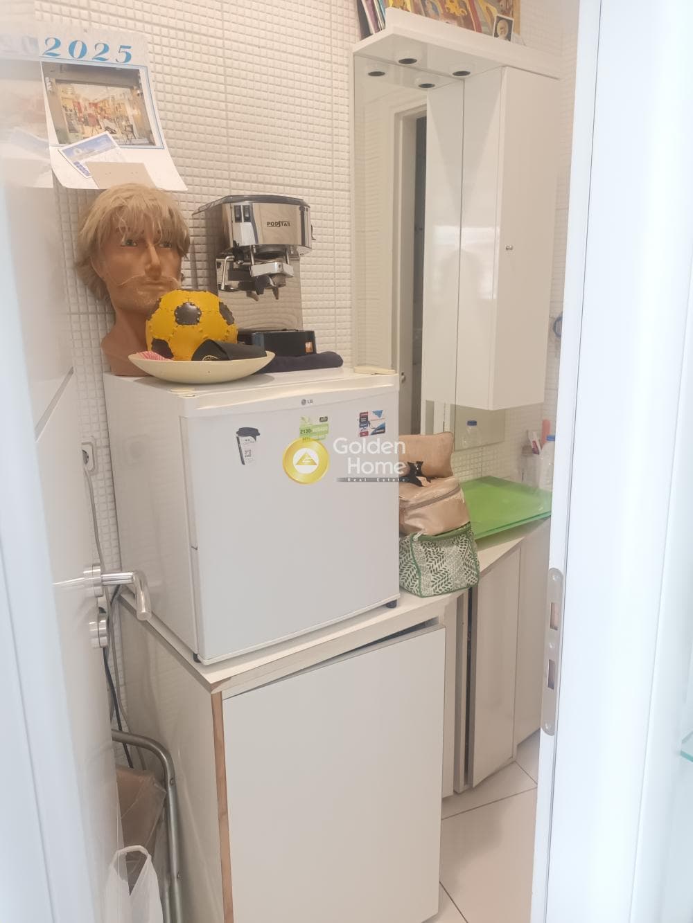 Κατάστημα στην Μπουρνάζι, Περιστέρι — Φωτογραφία 8 από 9