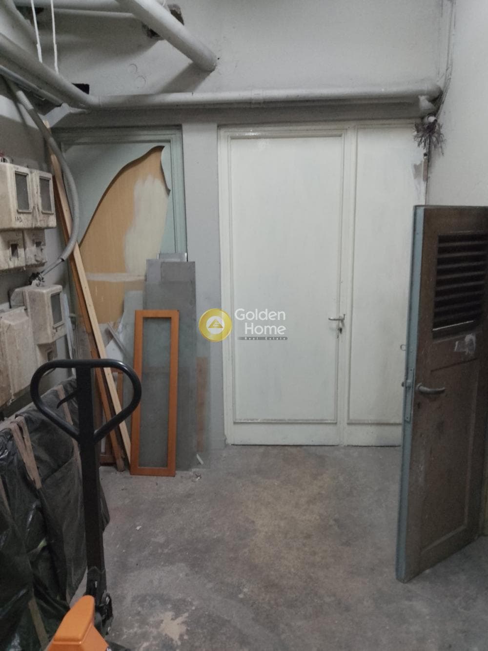 Αποθήκη στην Πλατεία Βάθης, Κέντρο — Φωτογραφία 2 από 3