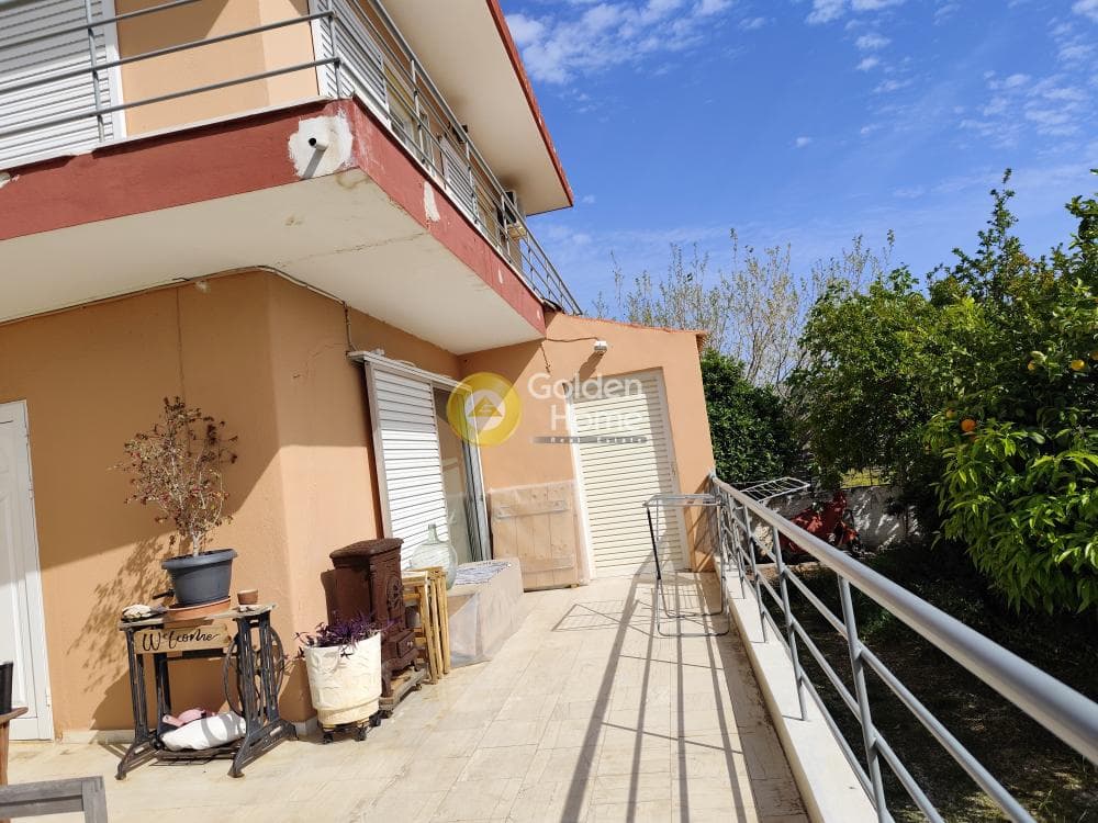 House in Galazia akti, Kalivia Thorikou — Photo 9 of 43