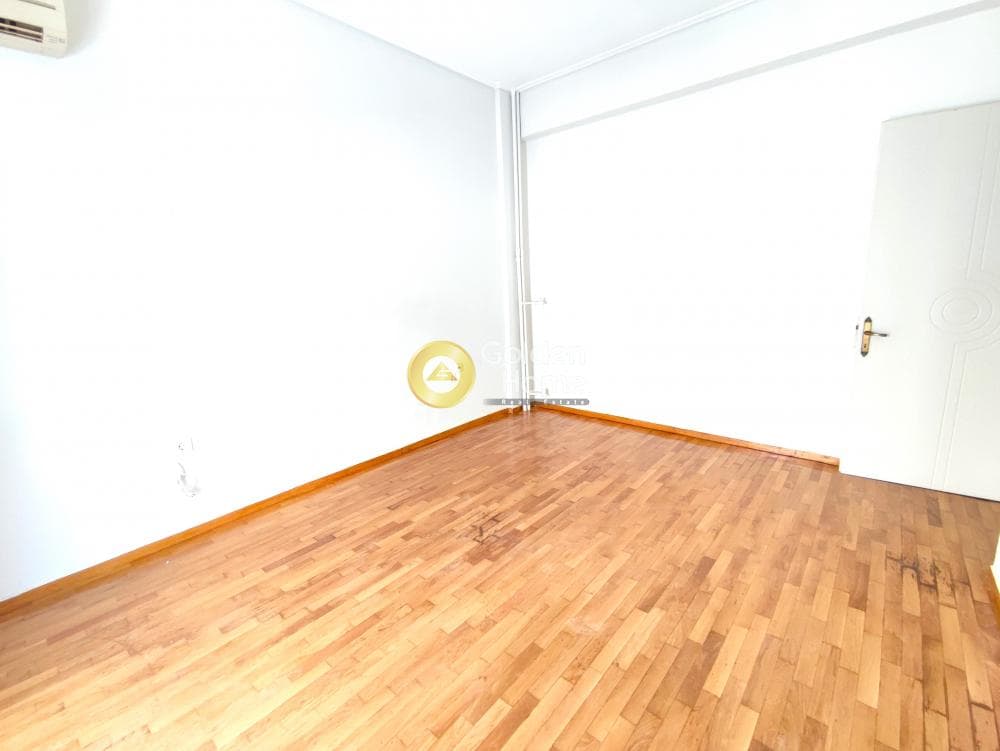 Apartment in Agios Vasileios, Piraeus — Photo 29 of 32