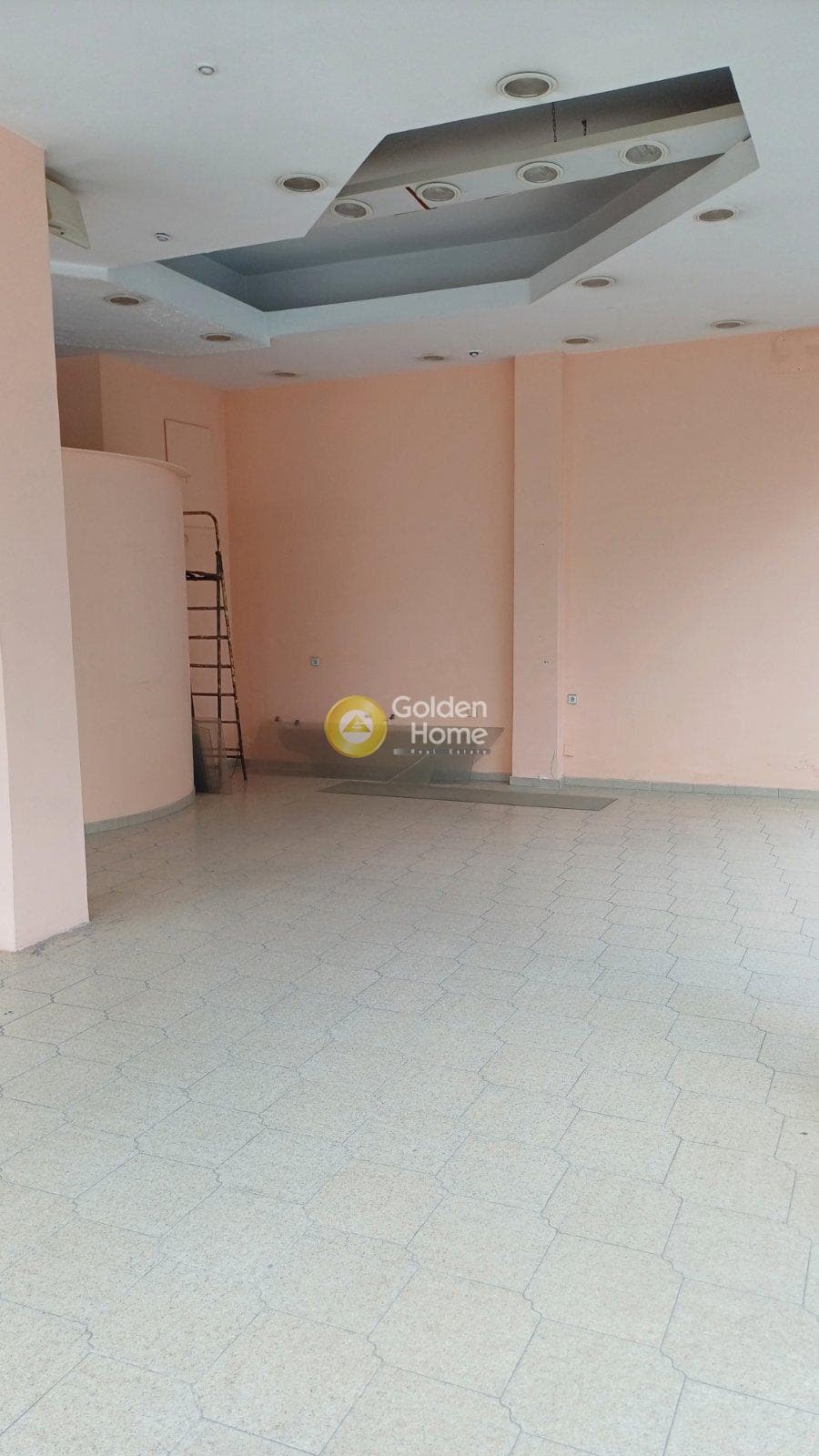 Κατάστημα στην Πολυκατοικίες, Αγία Βαρβάρα — Φωτογραφία 2 από 9